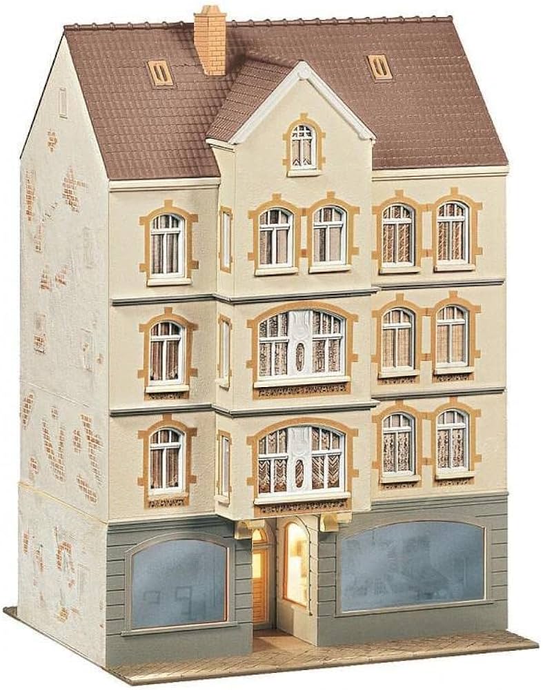 Amazon.co.jp: 1Fにパブのあるタウンハウス(Faller HO 130447) : Hobbies